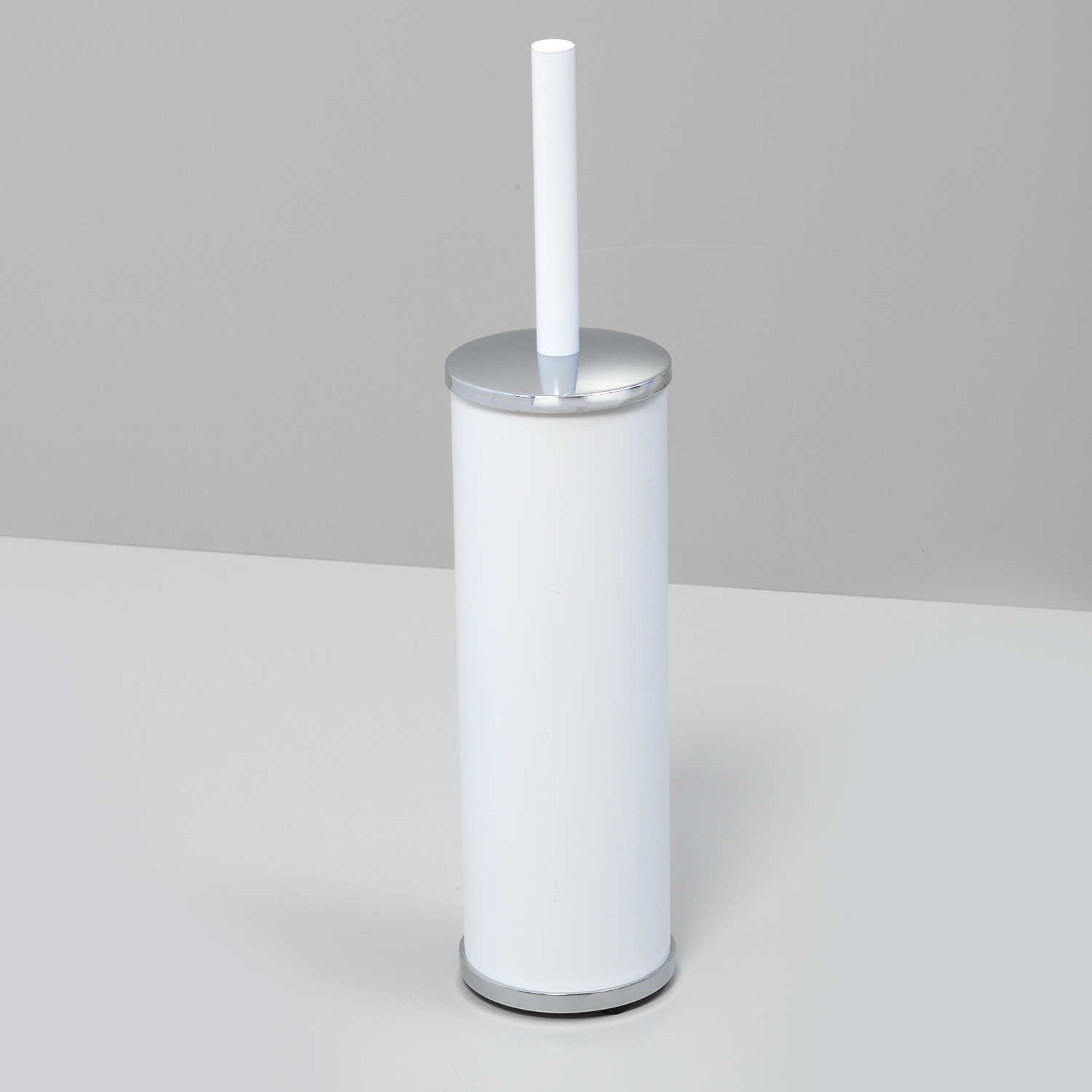 K-1027WHITE Щетка для унитаза напольная Размеры (Ш/В/Г): 8,5х38х8,5 см