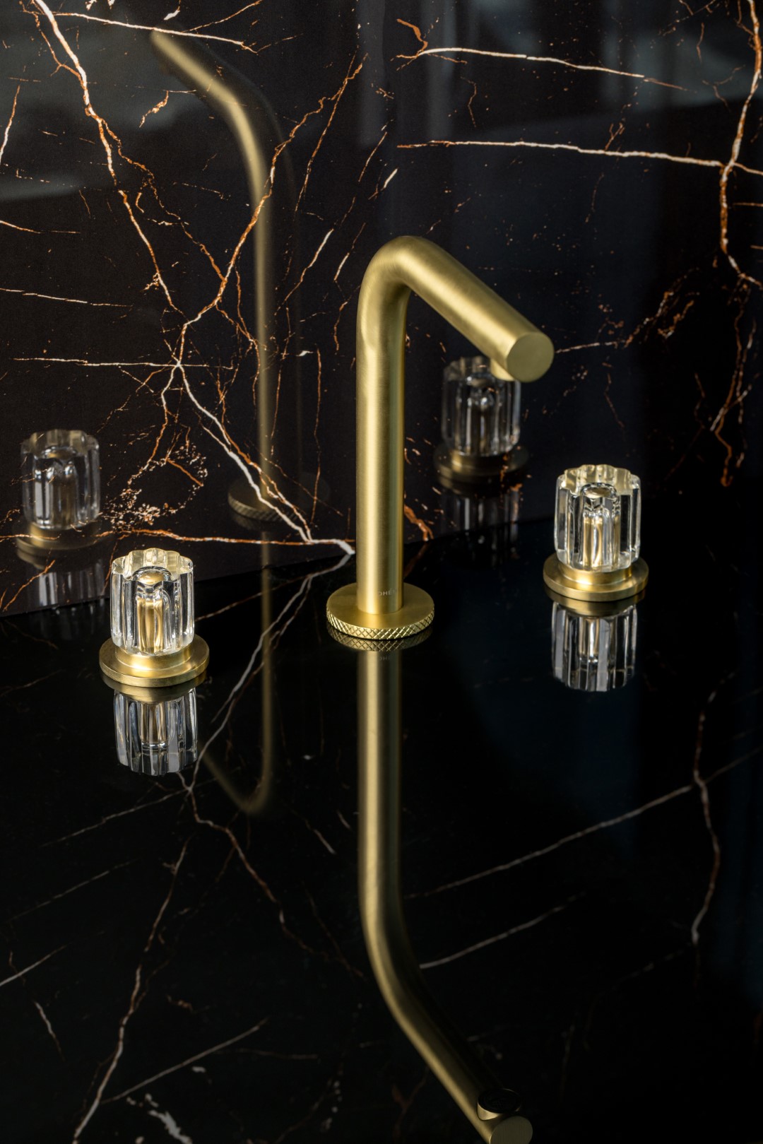 Смеситель на столешницу ELEGANTE на 3 отв. MATT GOLD 152-MG-EL