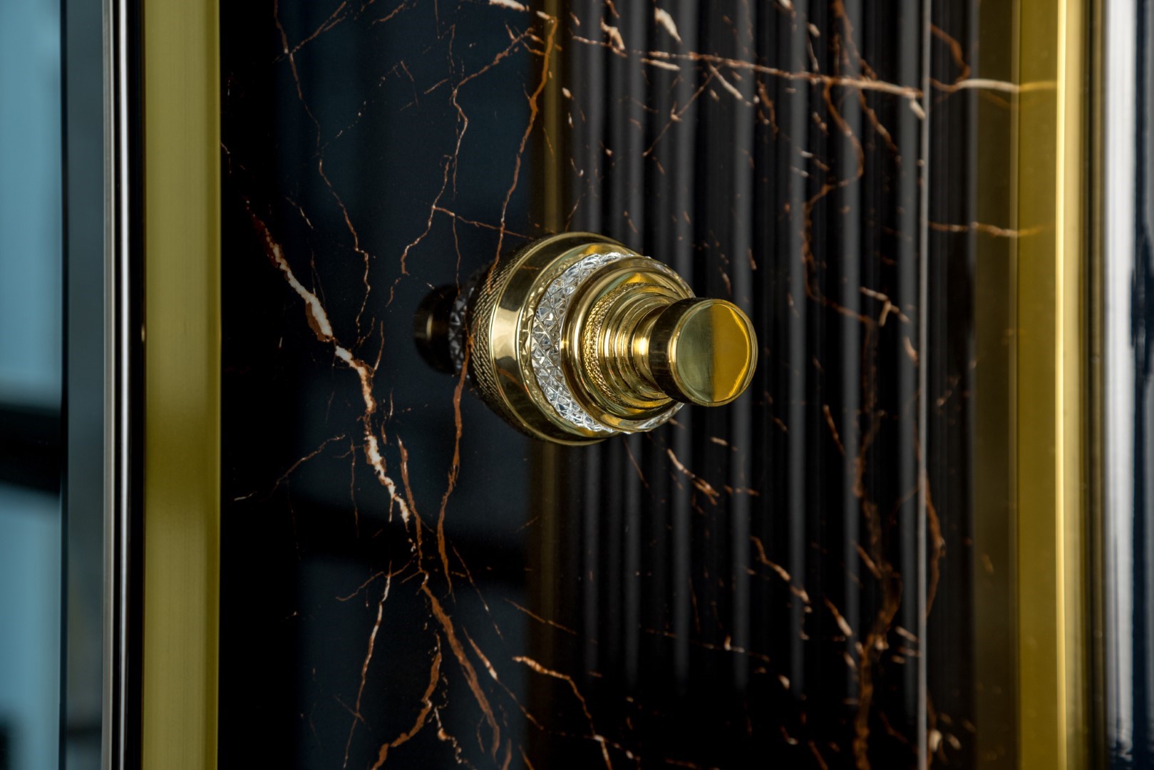 Крючок AURA Gold 10246-G